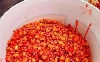 钓鱼饵料里加蚕豆粉怎么样？这份天然诱饵的秘密武器你用对了吗？