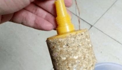 鲫鱼最爱，用鱼钩改串钩与自制饵料的完美结合