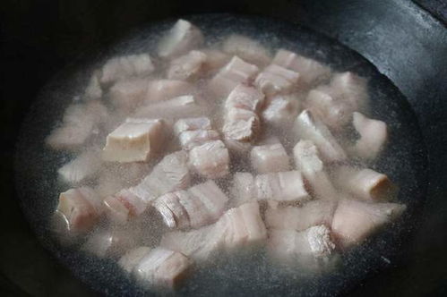 掌握二仓钓鱼饵料小药配制，提升你的垂钓成功率