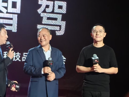 李书福谈与印奇相识：一见如故，相见恨晚，一拍即合
